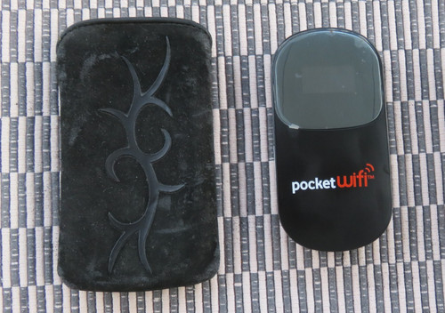 Huawei e585 pocket - pocket, wifi